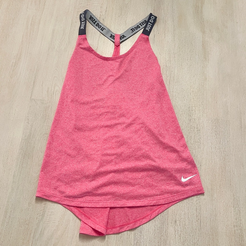 Women’s Nike Drifit Athletic tank top